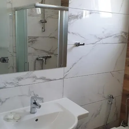 Aparthotel Miros 2*
